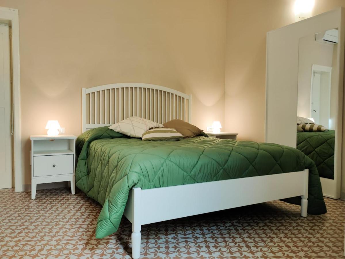 La Capasa Di Casada Apartment Spongano ภายนอก รูปภาพ