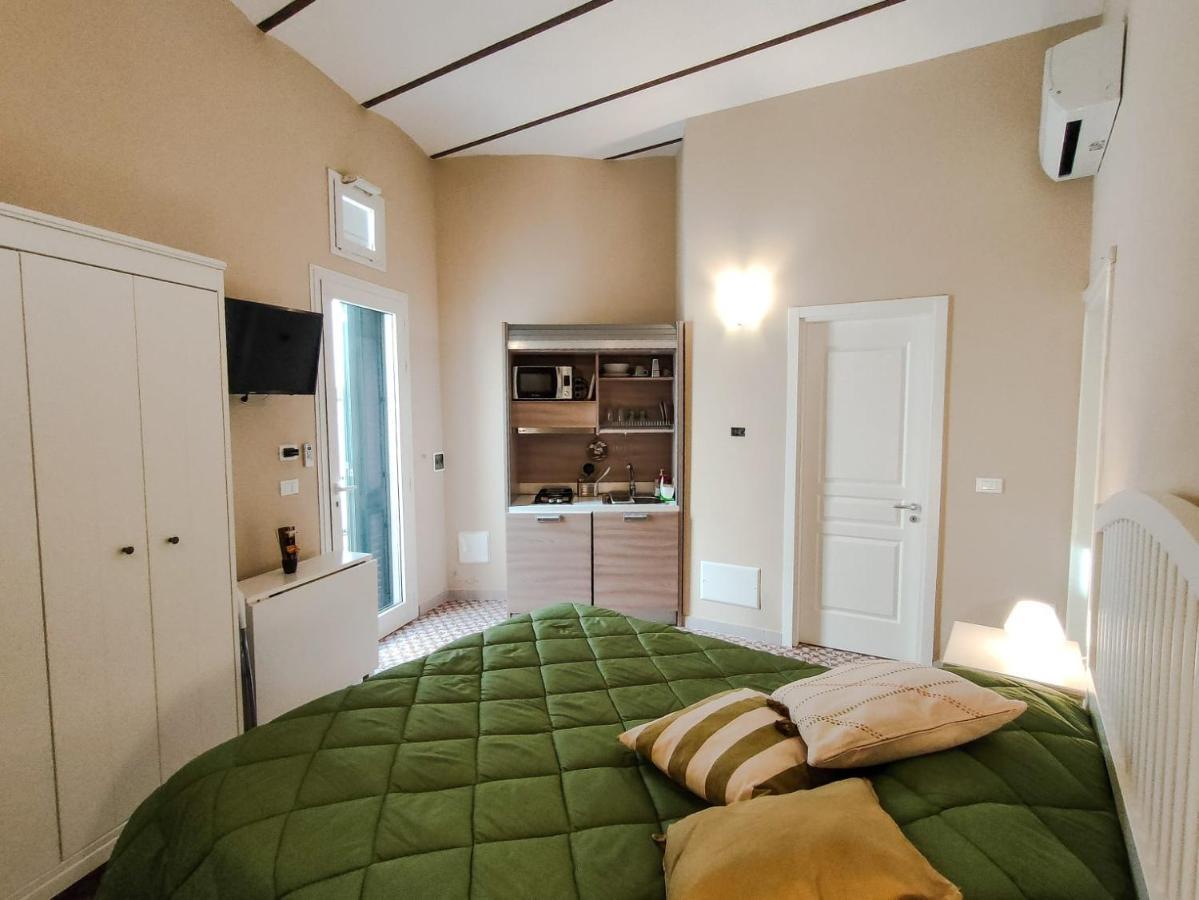 La Capasa Di Casada Apartment Spongano ภายนอก รูปภาพ