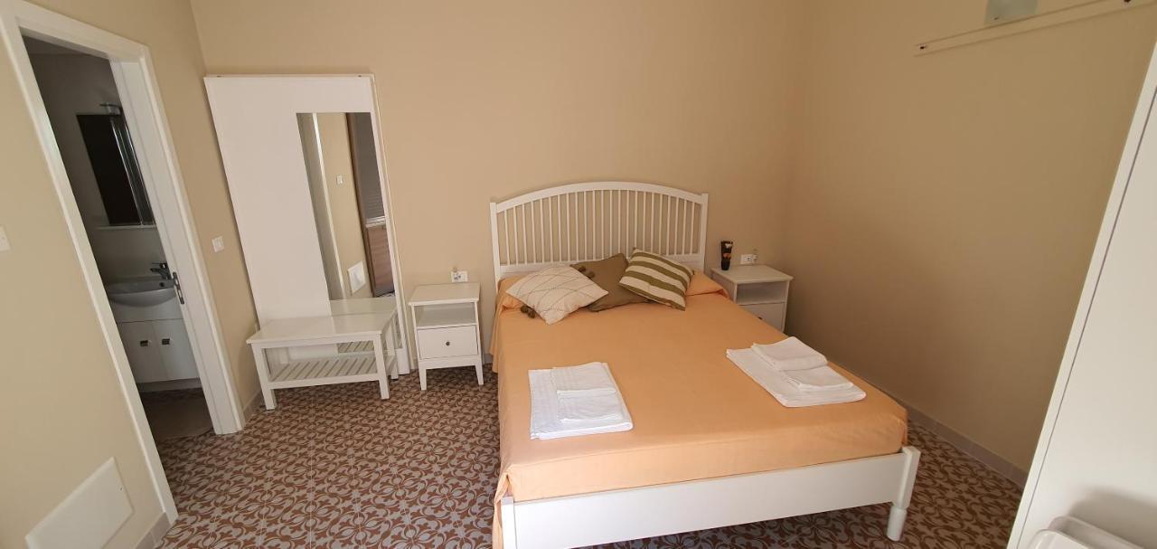 La Capasa Di Casada Apartment Spongano ภายนอก รูปภาพ
